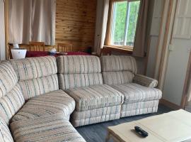 Our little heaven Entire house 5 min south of town, Unterkunft zur Selbstverpflegung in Golden