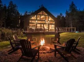 Luxury Tobermory Retreat Modern Home Hot Tub