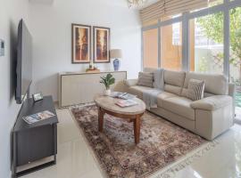 Frank Porter - Avencia, Damac Hills 2, acomoda&ccedil;&atilde;o em &lsquo;Ūd al Bayḑāʼ