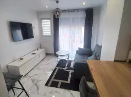 Studio avec terrasse