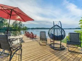 Stunning 3br Waterfront Lake Cottage Hottub&sauna