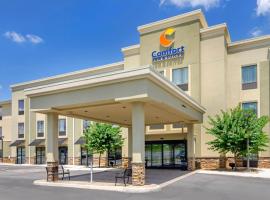Comfort Inn & Suites Lynchburg Airport - University Area, hotel Lynchburgben
