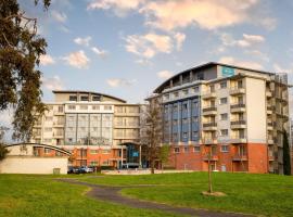 Clarion Aparthotel Toulouse Le Parc de l'Escale, hotel in Toulouse