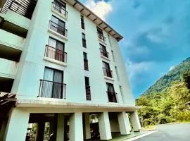 Tagaytay Highlands 4 BR Suite