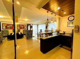 Tagaytay Highlands 4 BR Suite
