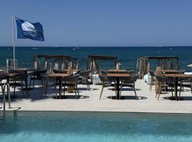 Τhe Noverian Antama Organic Beach Resort Chania with Outdoor Heated Pool, hotel v mestu Agia Marina Nea Kydonias