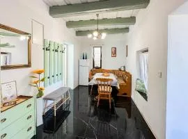 Nora Guest House - Happy Rentals