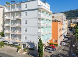 Hotel La Meridiana, hotell i Sorrento