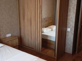 Great APARTMENT, Hotel in Tiflis