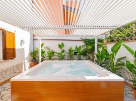 Taormina Sea View Apartment, hotel in Taormina