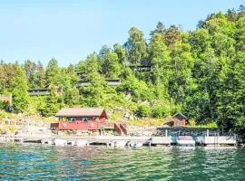 Holiday Home Neset by Interhome