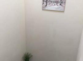 34 - Room 5 - Uplands, hotel in Swansea