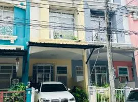 Bangkok Halwa home