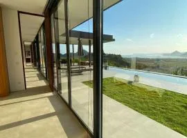 Villa Monaco - Oceanview Luxury with Private Pool
