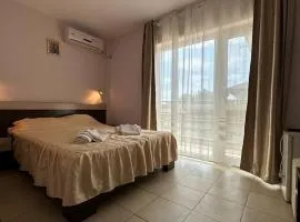 Camere Raul