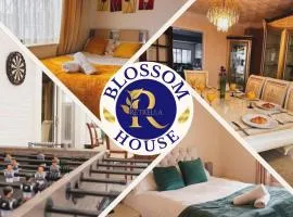 Blossom House* For Large Groups* Near Sutton Park*