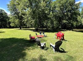 Stargaze at Crater Diamonds AR, אוהל מפואר במרפריסבורו