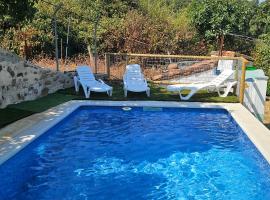 Casa Rural Parajes del Chanza, hotel a Cortegana