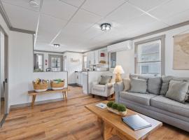 High Tide - Heart of Hampton Beach, hotel em Hampton