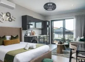 Stylish Ocean Club Apartment F25