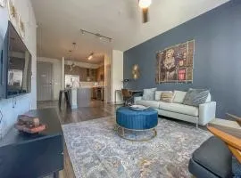 Boulevard Stays Dashing 1BR Suite Pool Parking Gym G