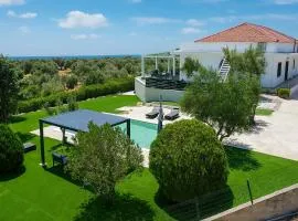 AVENTINE - Luxury Residences with Private Pools