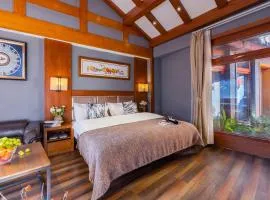 Hongshe Inn