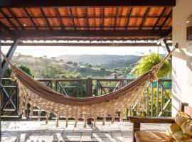 Casa de Campo espaçosa com área gourmet em Gravatá, Hotel in Gravatá