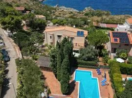VFH Villa Cala del Cuore con piscina, 50 m dal mare