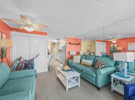 Oceanside Condo w Pool Steps to Beach, Hotel in Ocean City