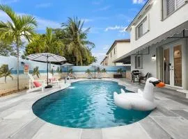 PoolSide Vacation Home with Theater Gameroom