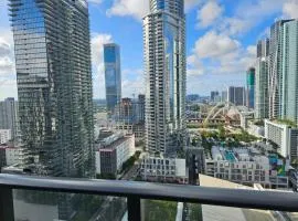 Downtown Miami view - 38th floor gem
