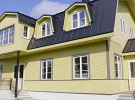 Kärdla Retrovisiit Kirsi, Tiina ja Roosi