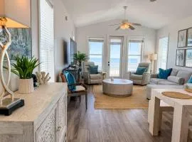 Gulf-Front Paradise 3BR Beach House Prime Location