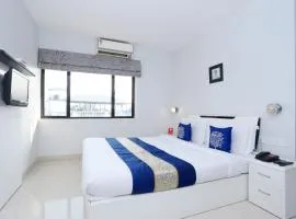Super Townhouse Malabar Illam Kochi