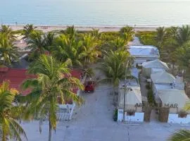 Arena y Mar Seaside Glamping - Adults Only by The Spot Rentals