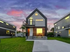 Riverside - Upscale Home near Historic District