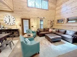 Livin' the Dream - Relaxing Escape for 8