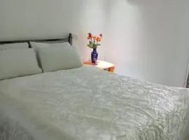 Huge room transient