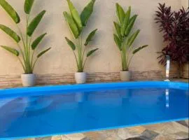 Linda casa em condominio