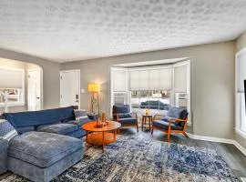Entire 3 bed home in South Euclid w ac