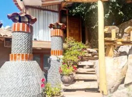 Arins House