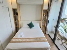 Comfortable Spacious Studio Apartment Near Keangnam, Dcapital and Marriot Hotel