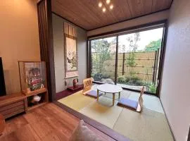 Aoi Garden Takayama 5 minutes walk from Takayama Station Japanese modern style garden view