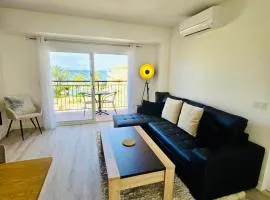Modern Sea-View Stay, Denia