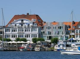 Hotel Deutscher Kaiser, hotel em Travemünde