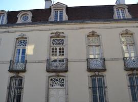 Les Charmottes, apartment in Nuits-Saint-Georges