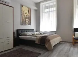 Corvin Point Rooms and Apartments