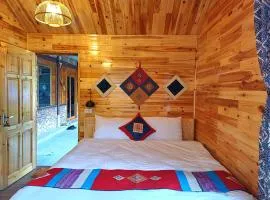 River mountain view homestay