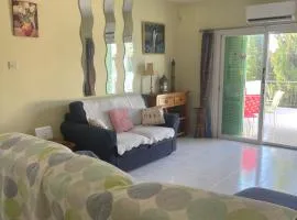 Pelagos Hill Apartment